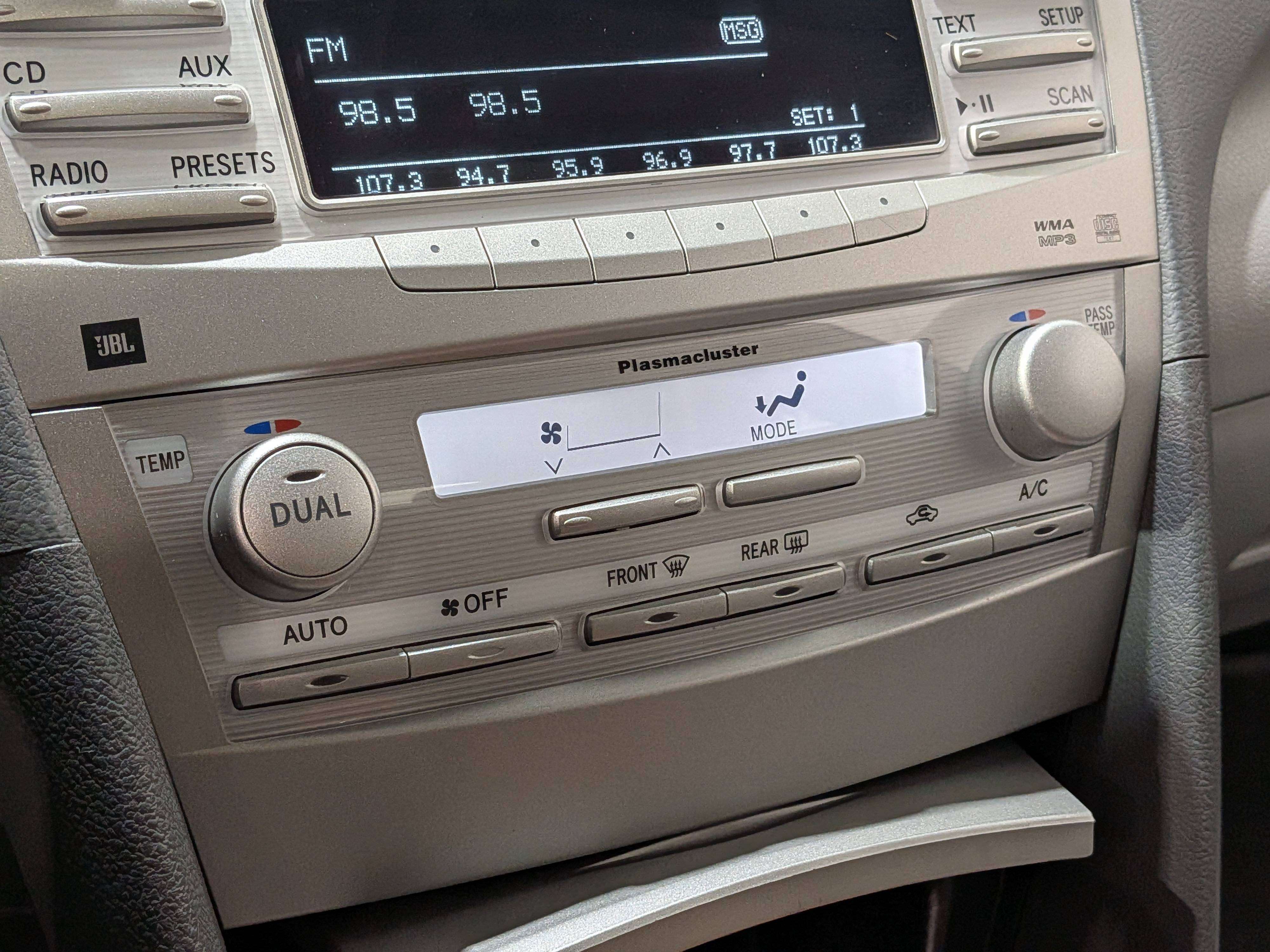Toyota Camry 2011