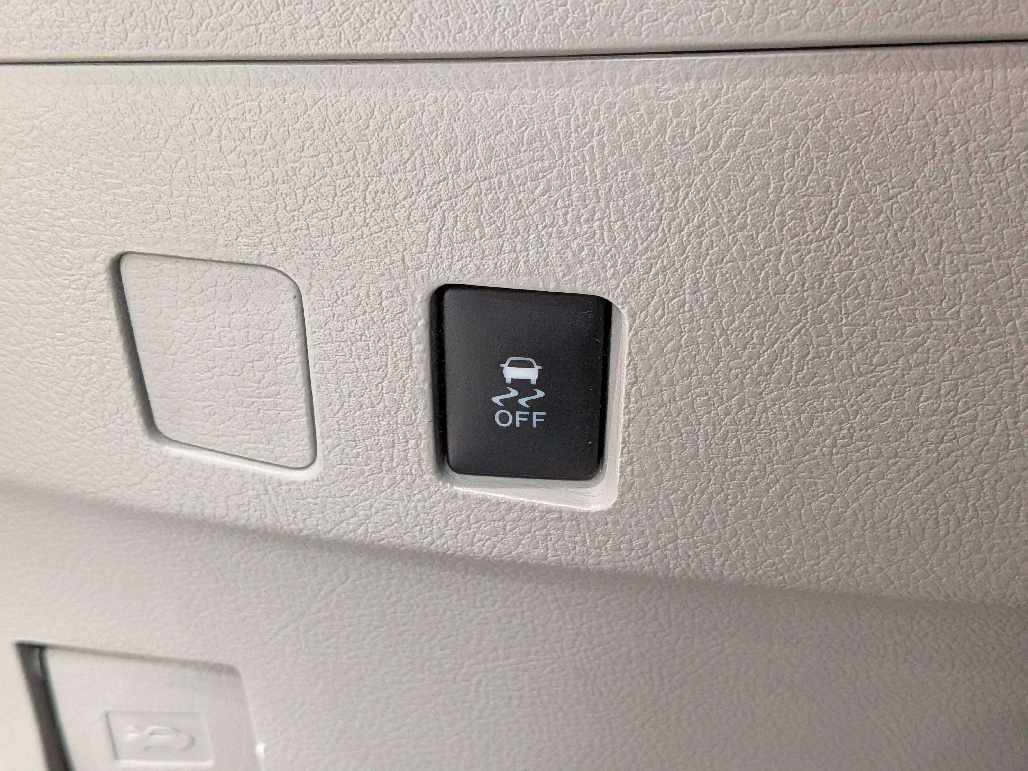 Toyota Camry 2011