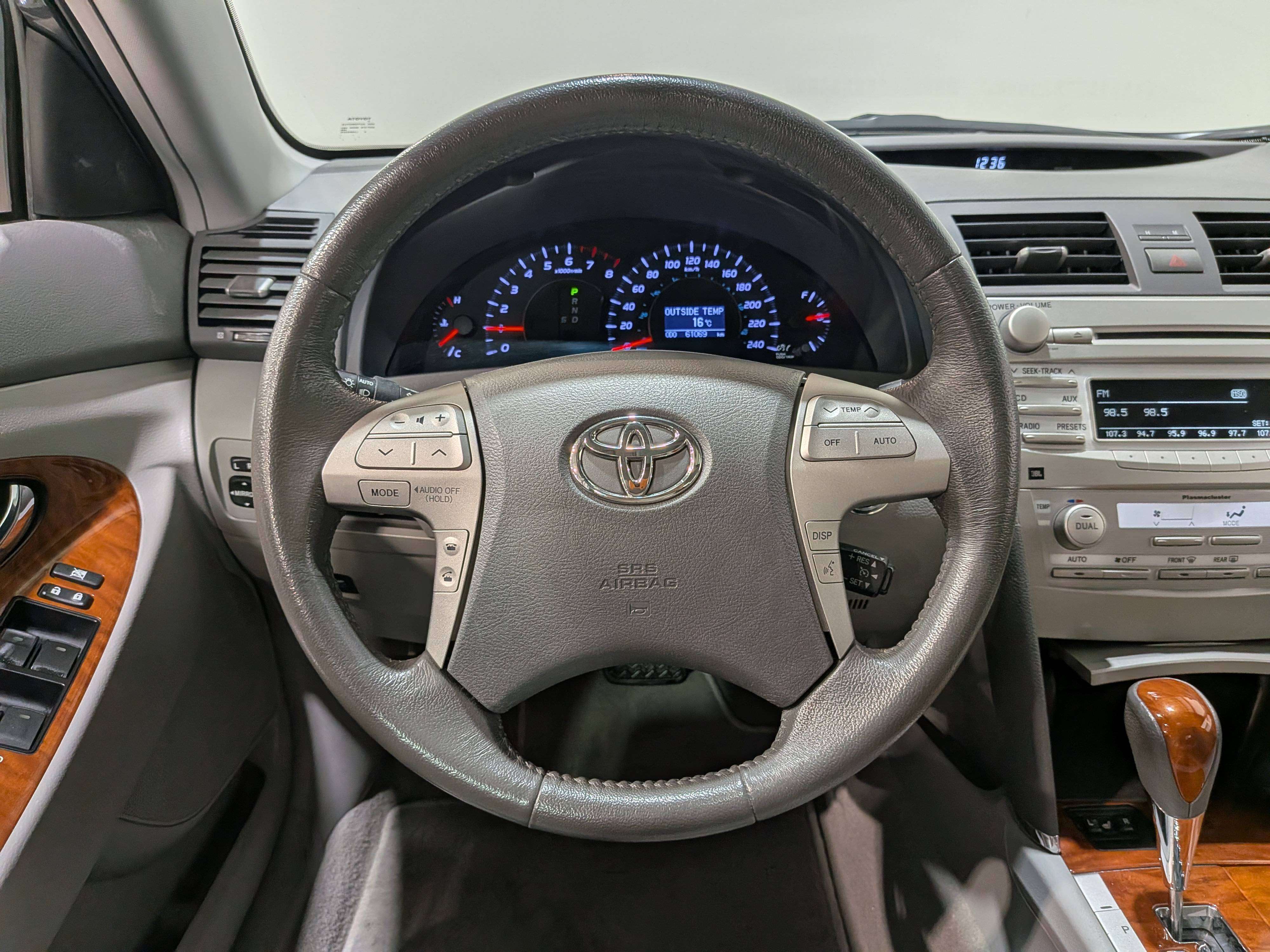 Toyota Camry 2011