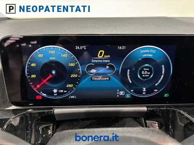 Mercedes-Benz B-Class view 14