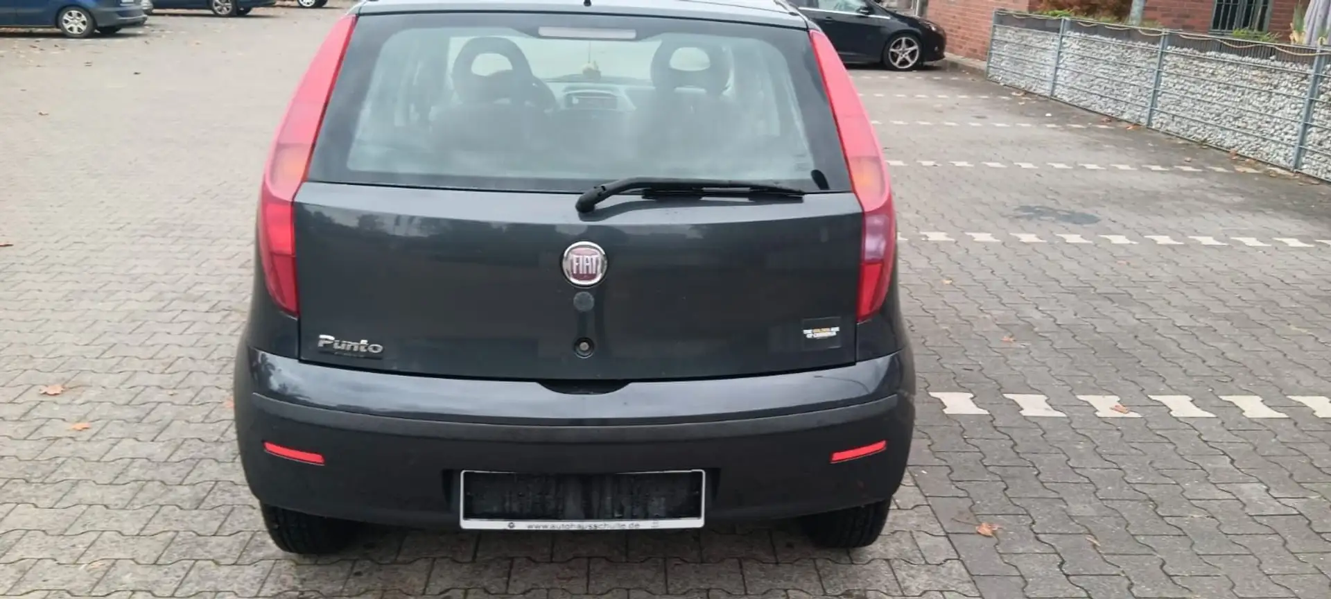 Fiat Punto 1.2 Classic Gris - 2