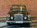 Mercedes-Benz Sonstige 200D W110 Heckflosse Braun - thumbnail 2