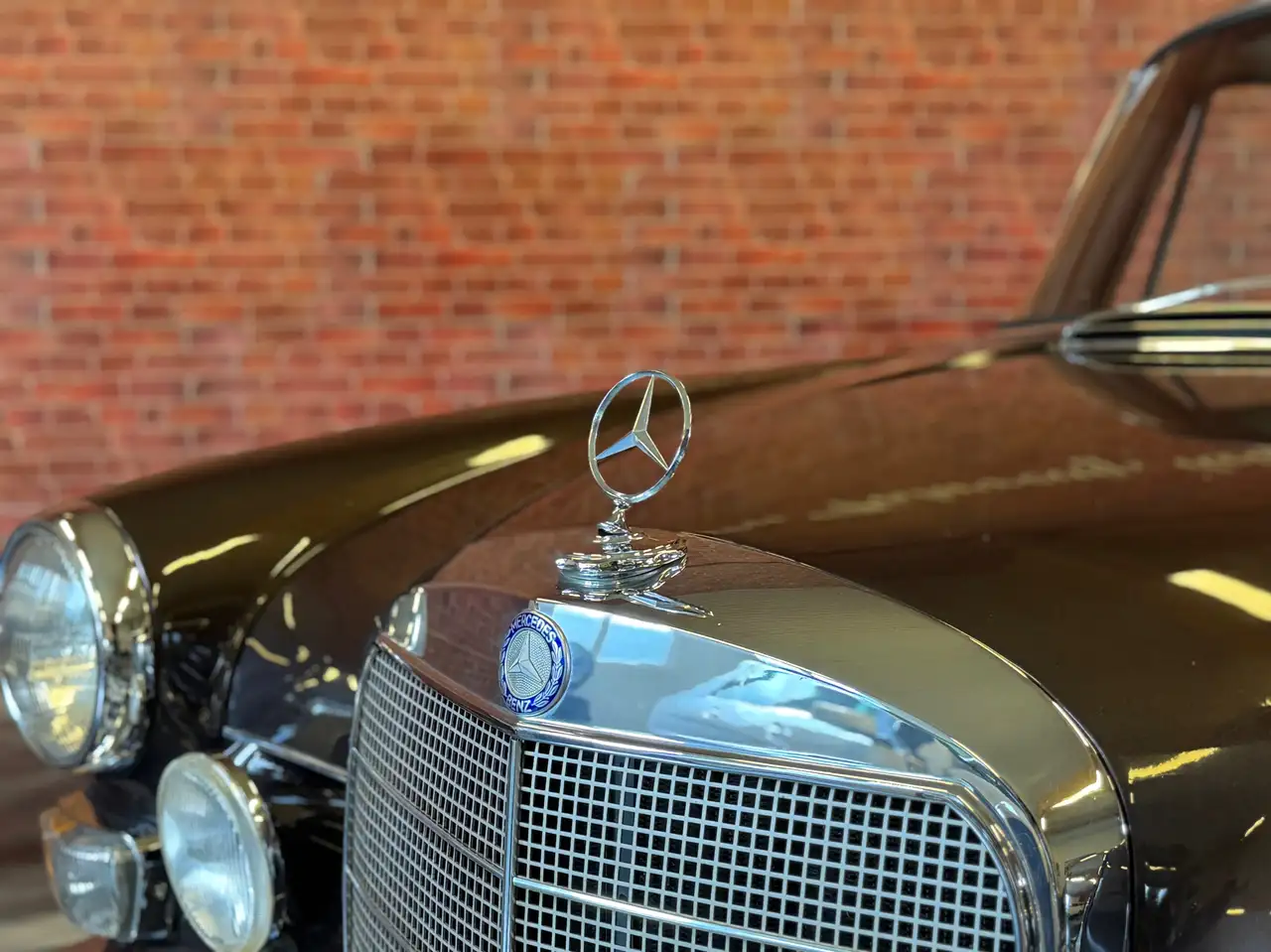 Mercedes-Benz 200D W110 Heckflosse, foto 9
