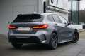 BMW 1 Serie 5-deurs 118i Aut. M Sportpakket Pro / Prem Grijs - thumbnail 2