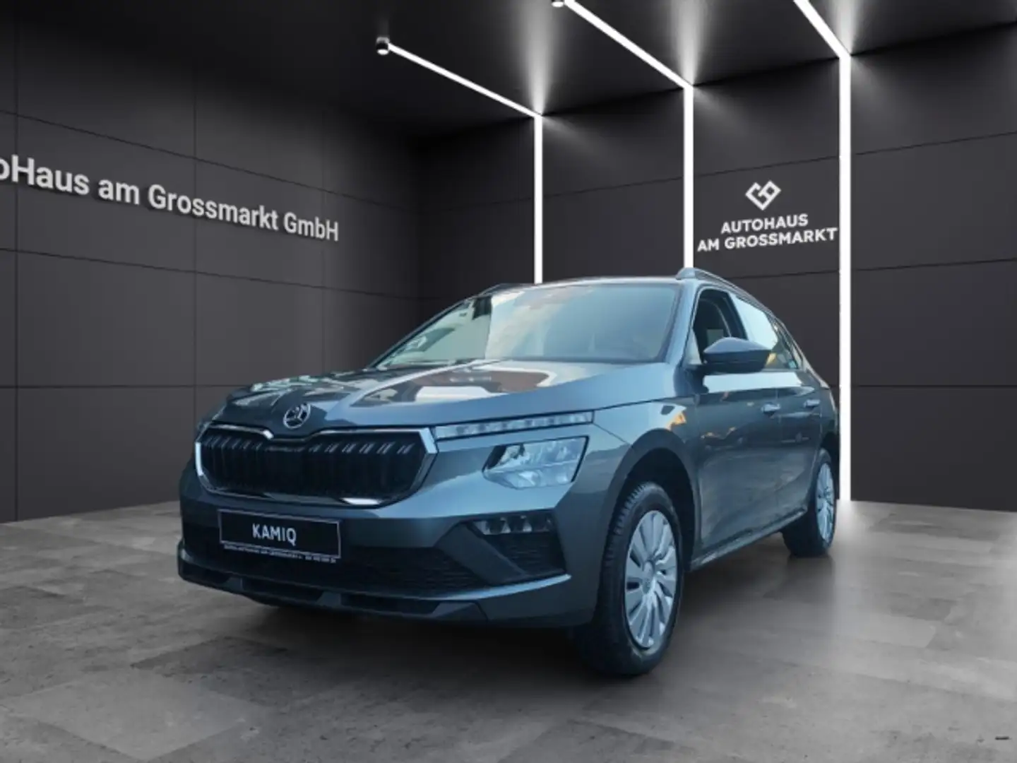 Skoda Kamiq Essence 1.0 TSI SHZ PDC Apple Carplay Gris - 2