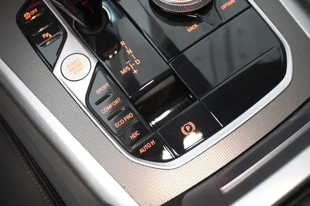 BMW X6 xDrive30d Ansicht 15