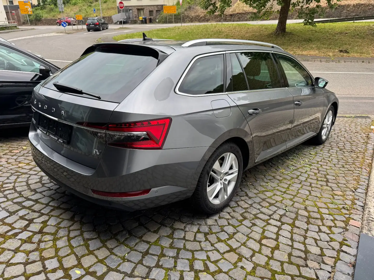 Skoda Superb Combi Style 1.4 TSI iV 160kW ACC Lane Grijs - 1