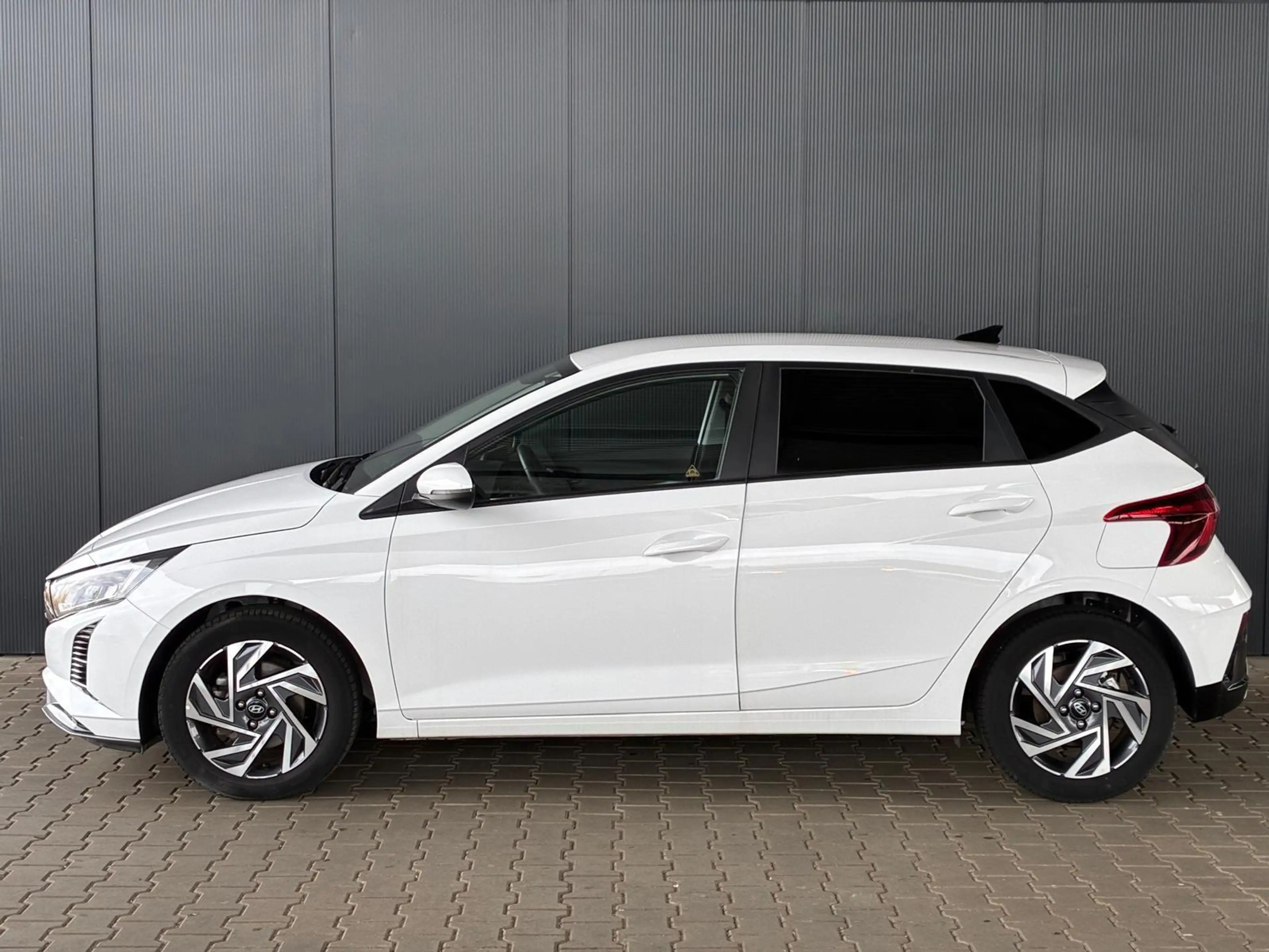 Hyundai i20 Comfort 1.0 T-GDI Automatik / LED / Tempomat / Nav — photo 2