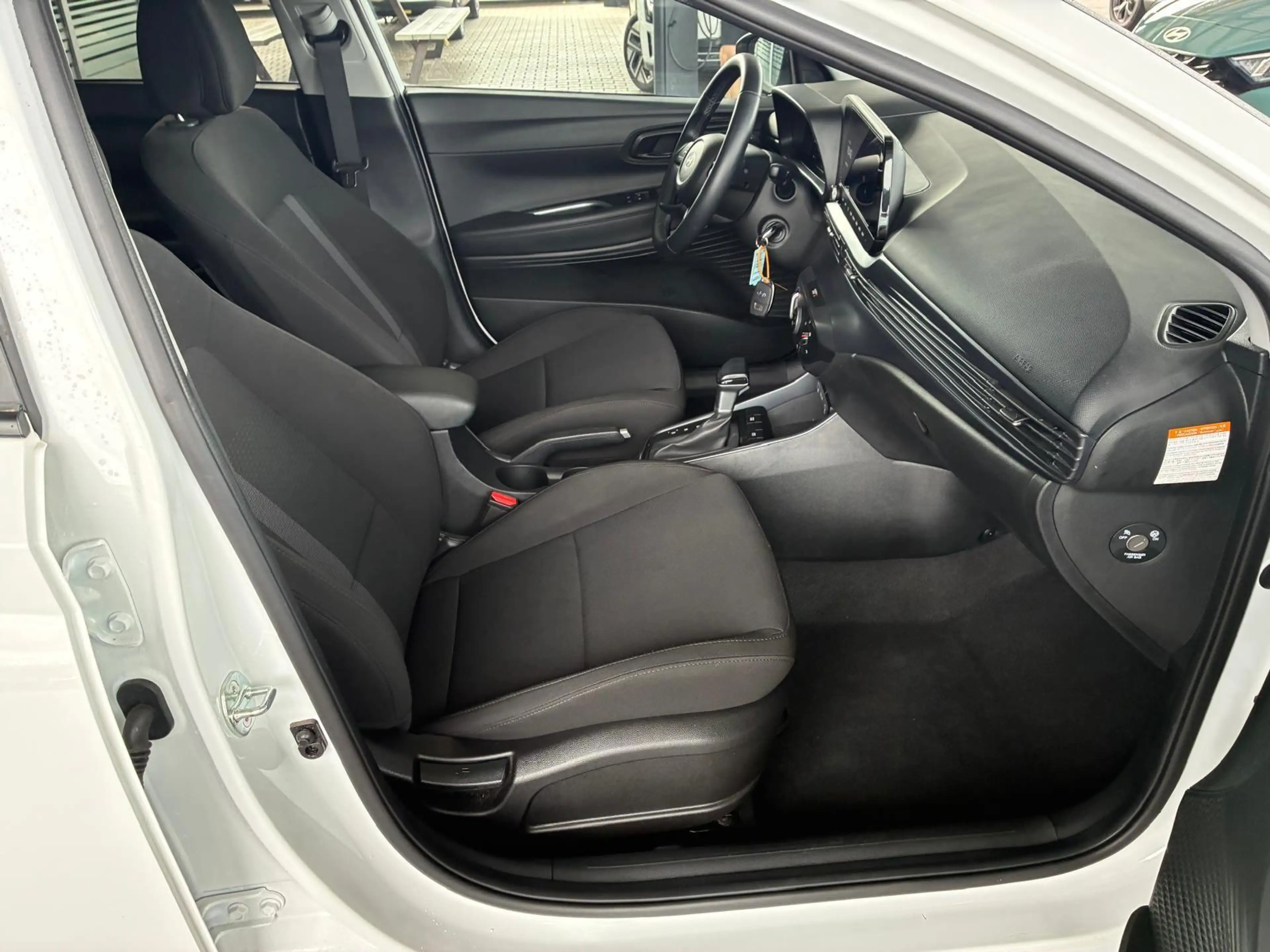 Hyundai i20 Comfort 1.0 T-GDI Automatik / LED / Tempomat / Nav — photo 10