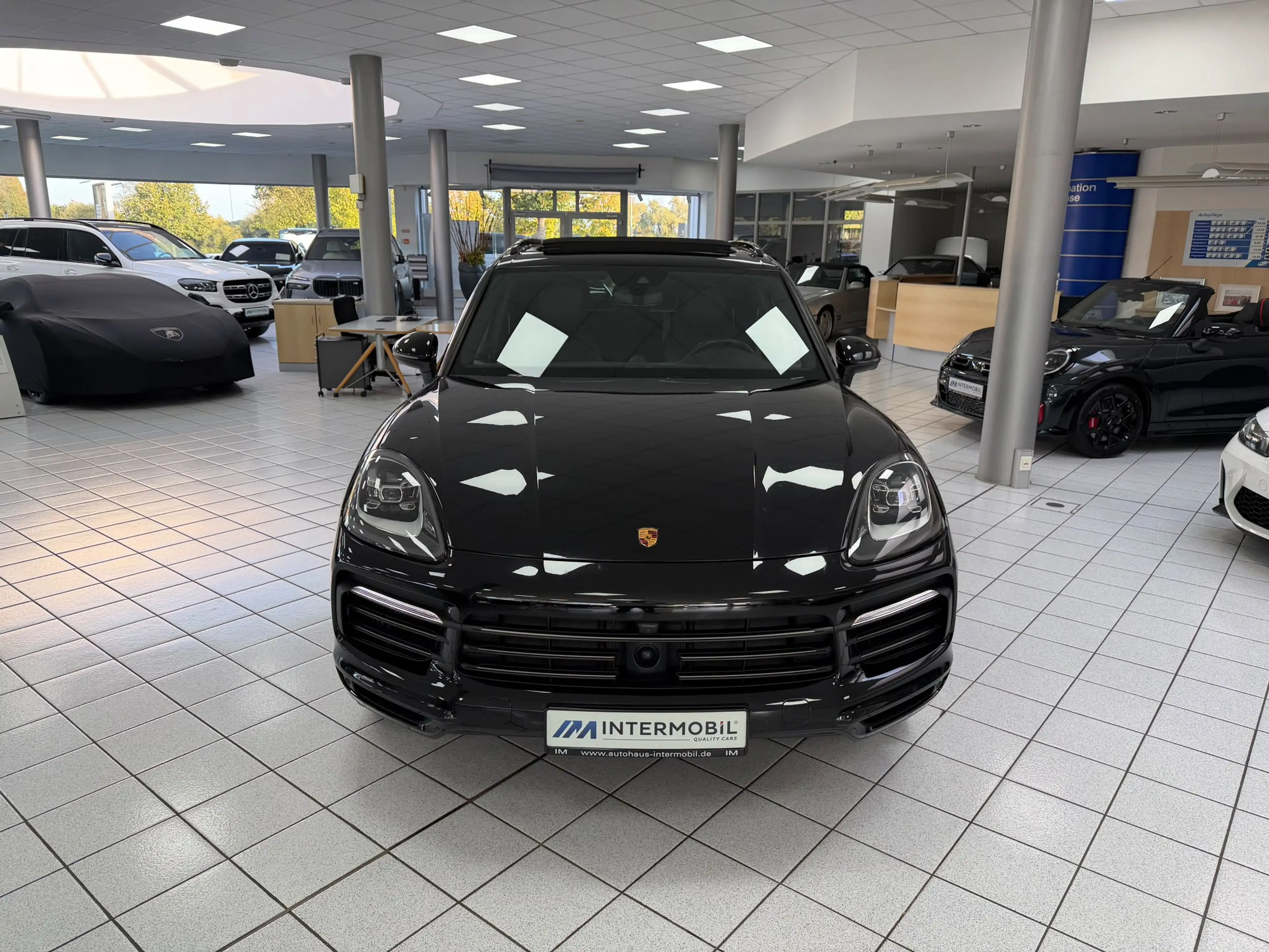 Porsche Cayenne E-Hybrid Platinum Edition*CHRONO*PANO* — photo 2