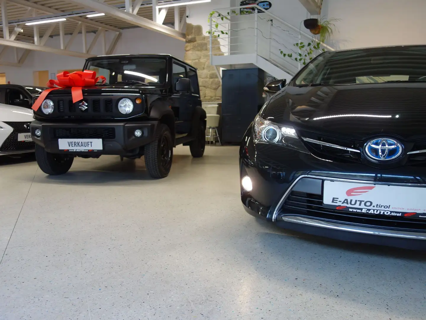 Toyota Auris 1,8 Hybrid *KAMERA *136PS SYSTEM *GEPFLEGT Schwarz - 2