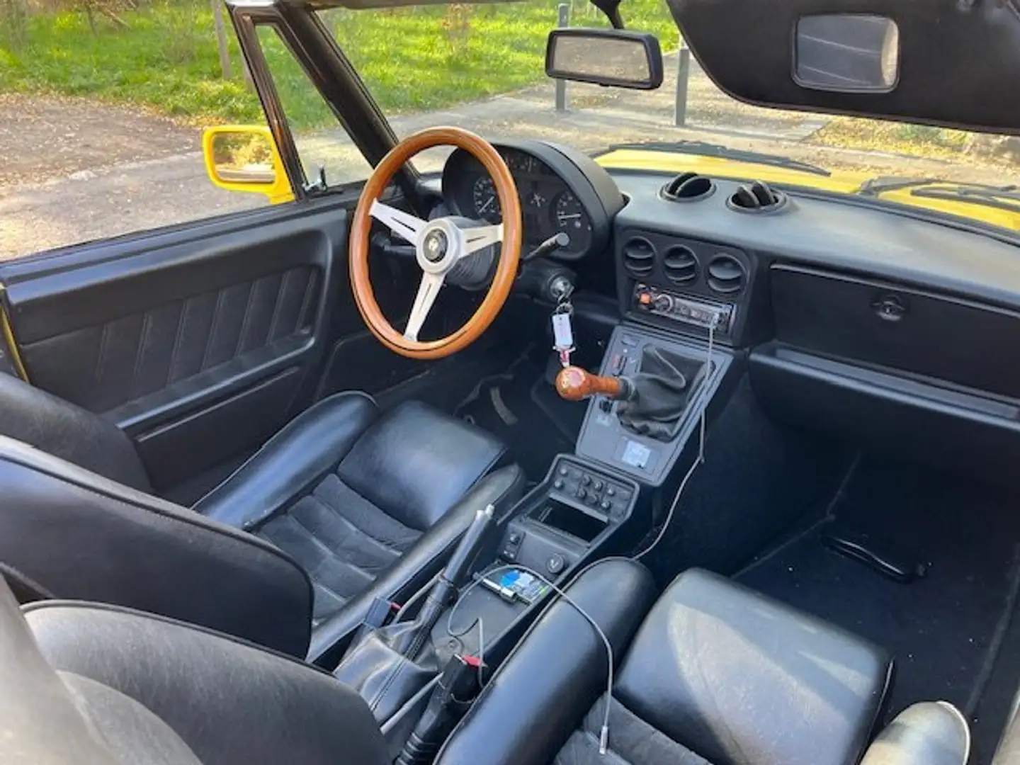 Alfa Romeo Spider Spider 2.0 Jaune - 2