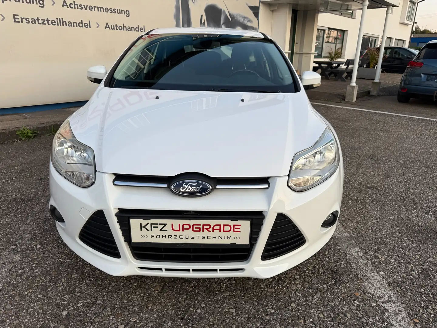 Ford Focus Trend 1,6 TDCi DPF Weiß - 2