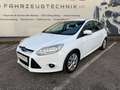 Ford Focus Trend 1,6 TDCi DPF Weiß - thumbnail 1