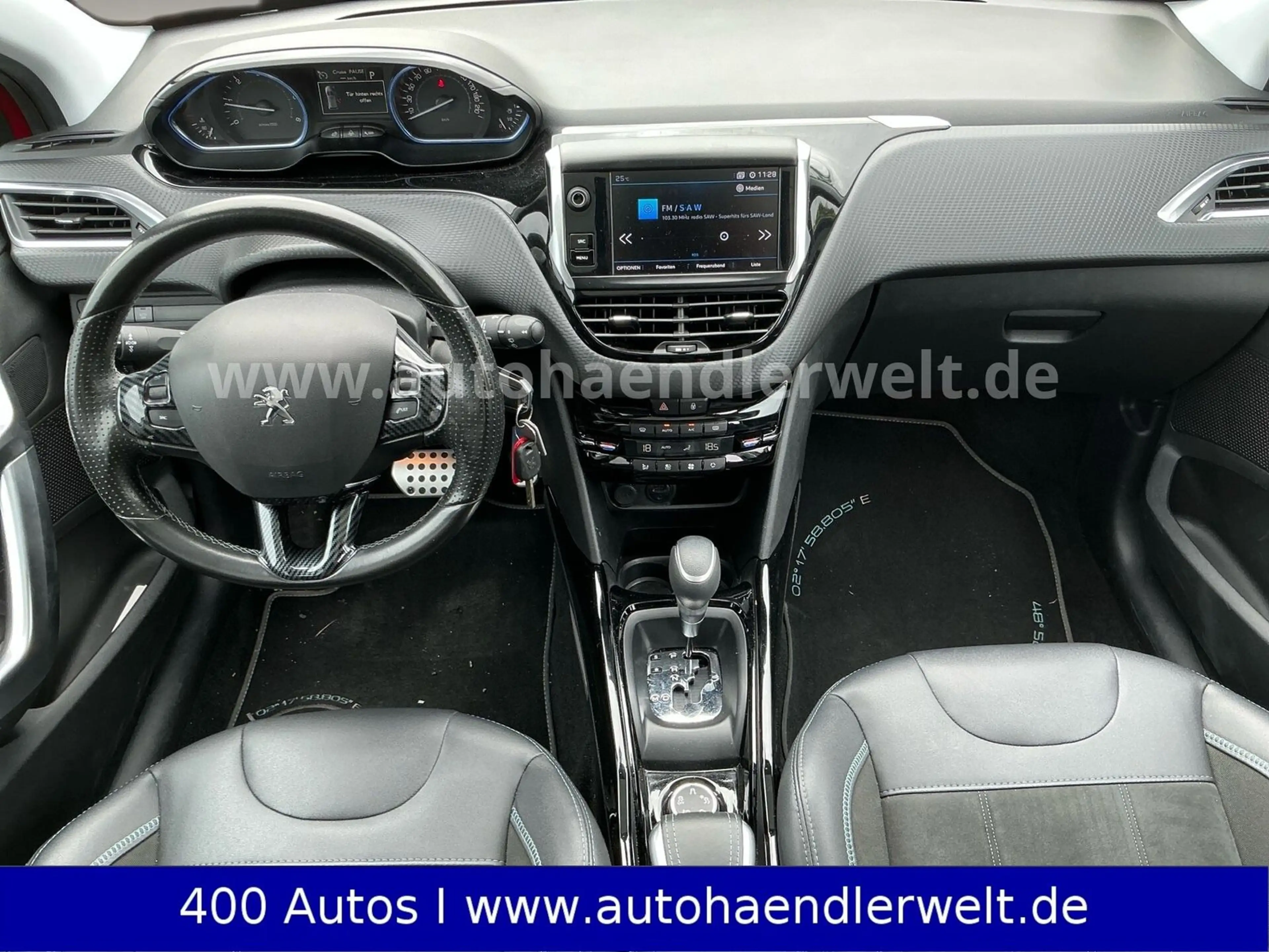 Peugeot 2008 1.5 dci Automatik Allure — photo 11
