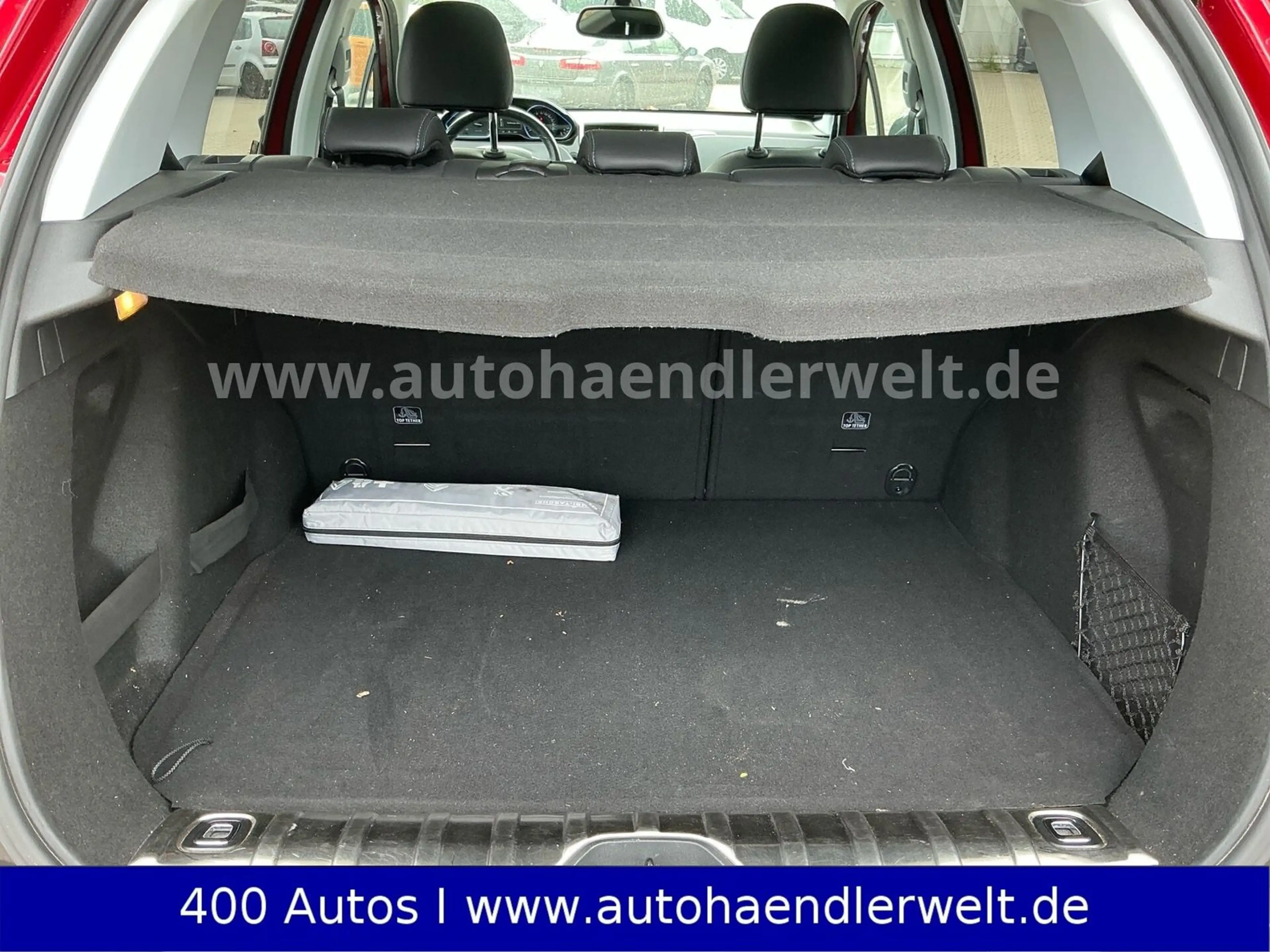 Peugeot 2008 1.5 dci Automatik Allure — photo 8