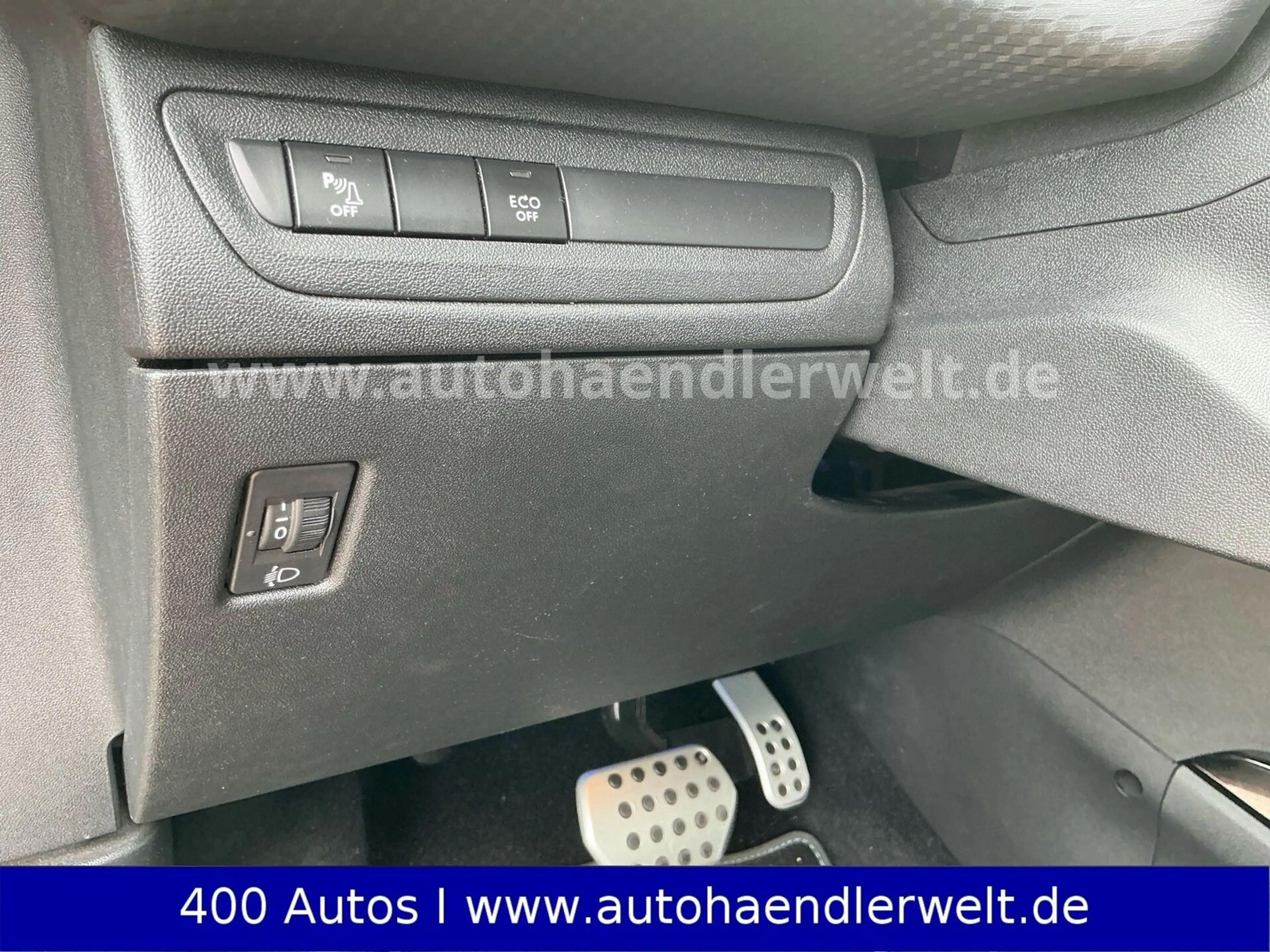 Peugeot 2008 1.5 dci Automatik Allure — photo 15