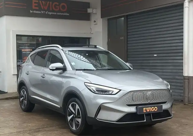 MG ZS Mg ev ii 51kwh 130 kw 2wd luxury + 1 ere main toit ouvrant sieges electriques