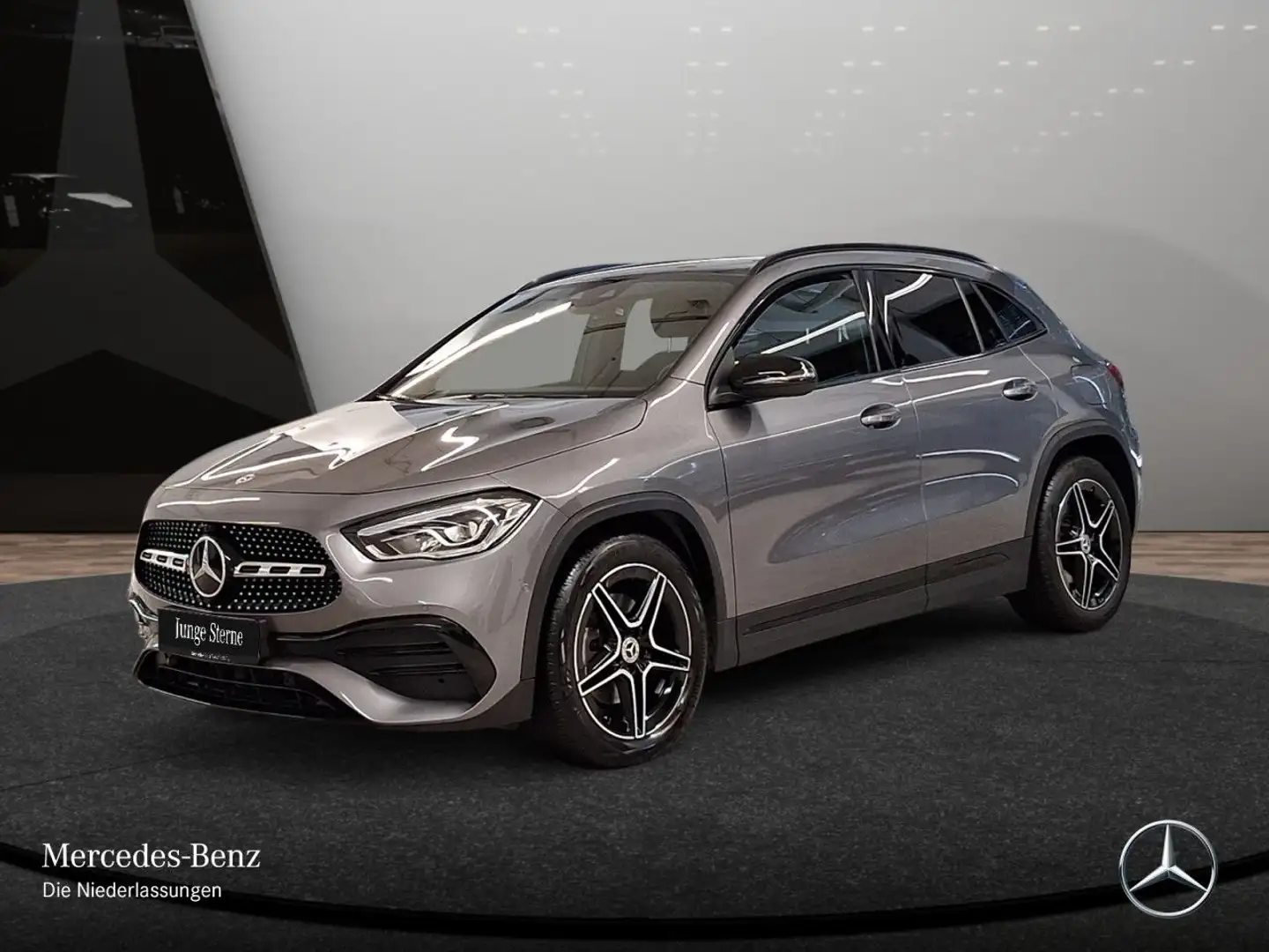 Mercedes-Benz GLA 220 d AMG+NIGHT+LED+KAMERA+8G Grau - 2