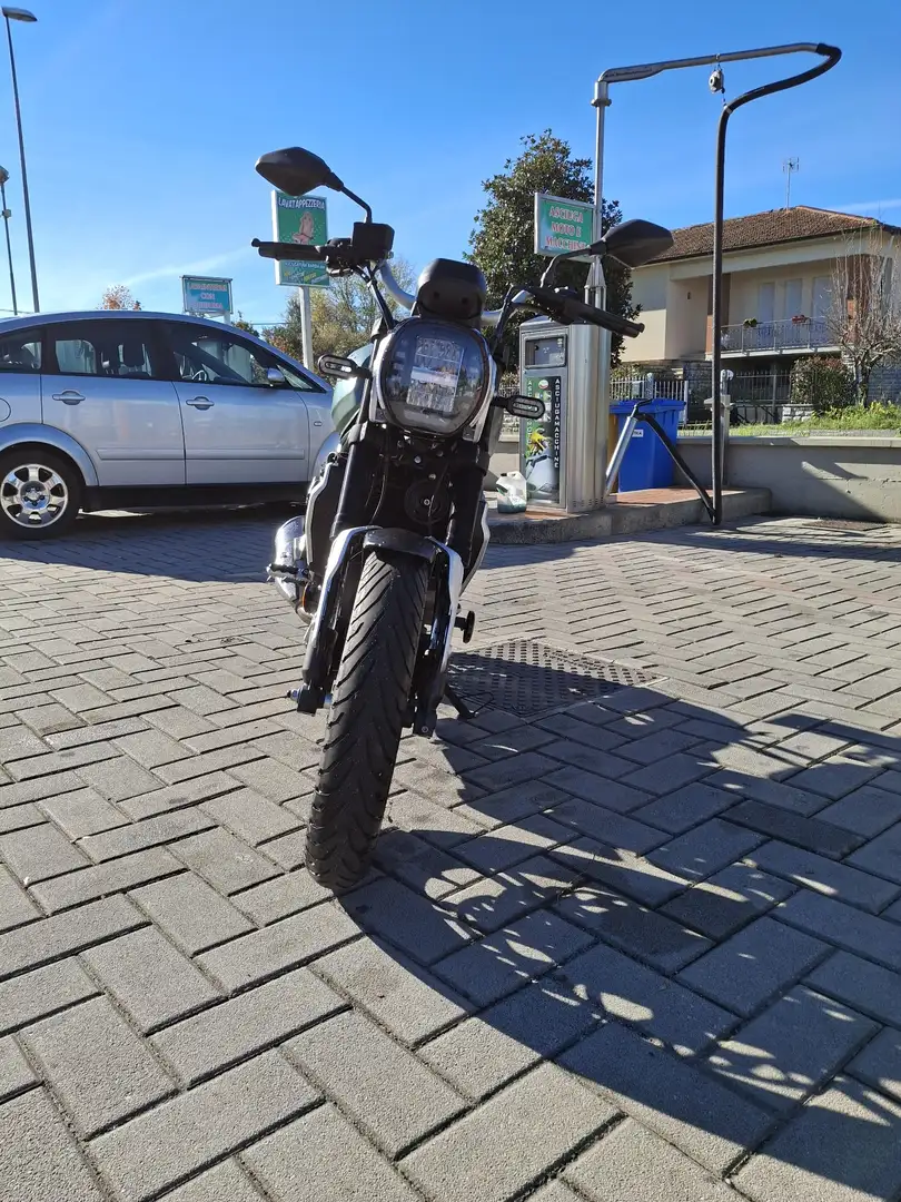 Voge 300AC Zöld - 2