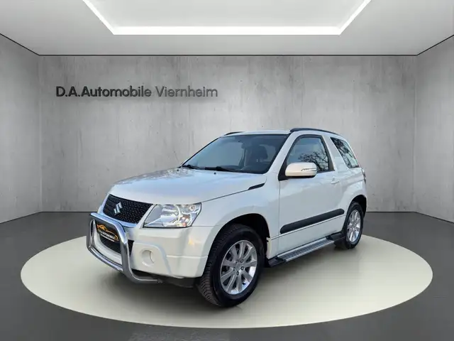 Suzuki Grand Vitara 2.4 VVT Club°Automatik°4X4°Sitzheiz