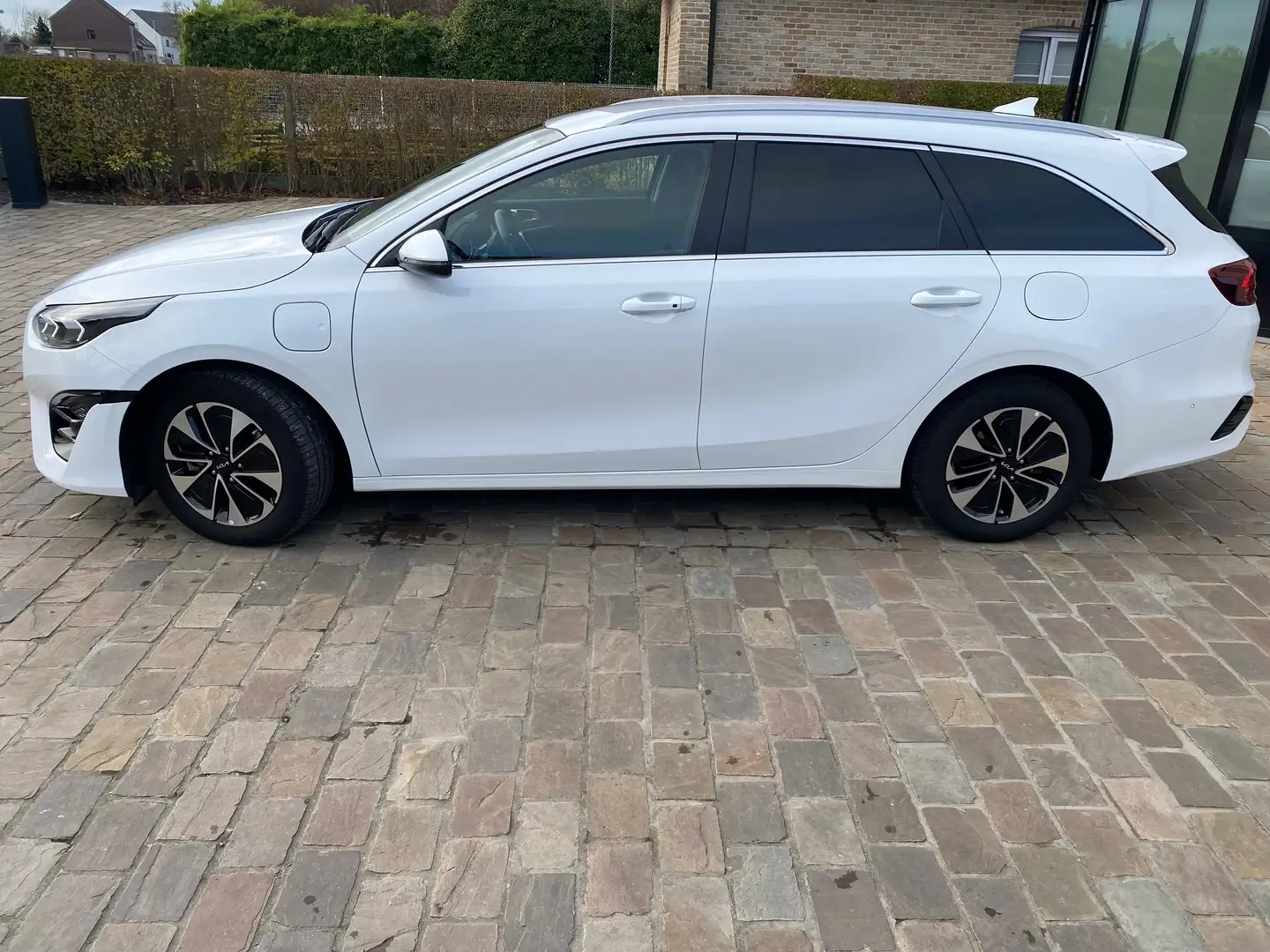 Kia Ceed SW / cee'd SW 1.6 GDI DCT OPF Plug-in-Hybrid Spirit Blanco - 2