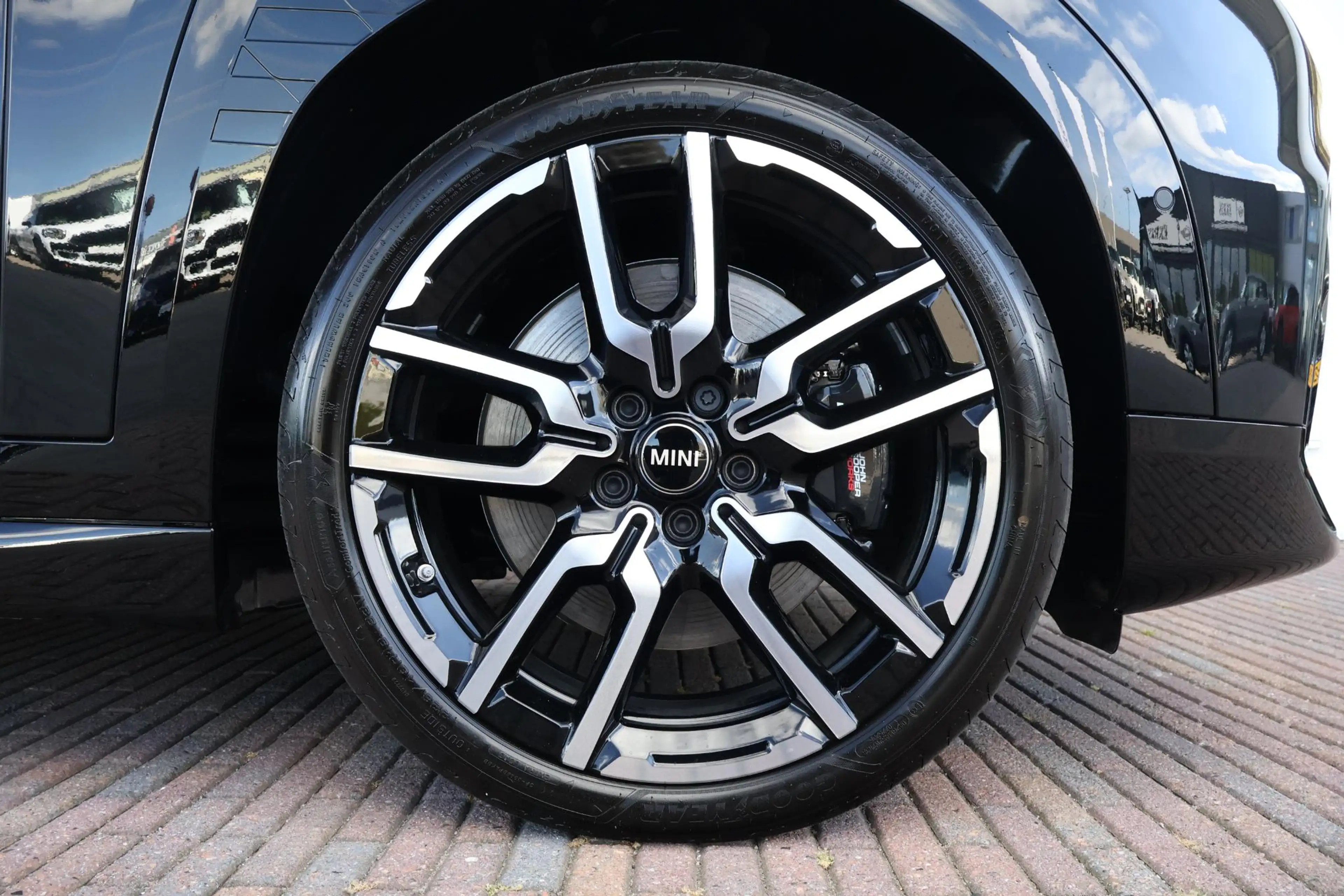 MINI Aceman E John Cooper Works L 42.5 kWh | Pano-dak | Head-u — photo 6