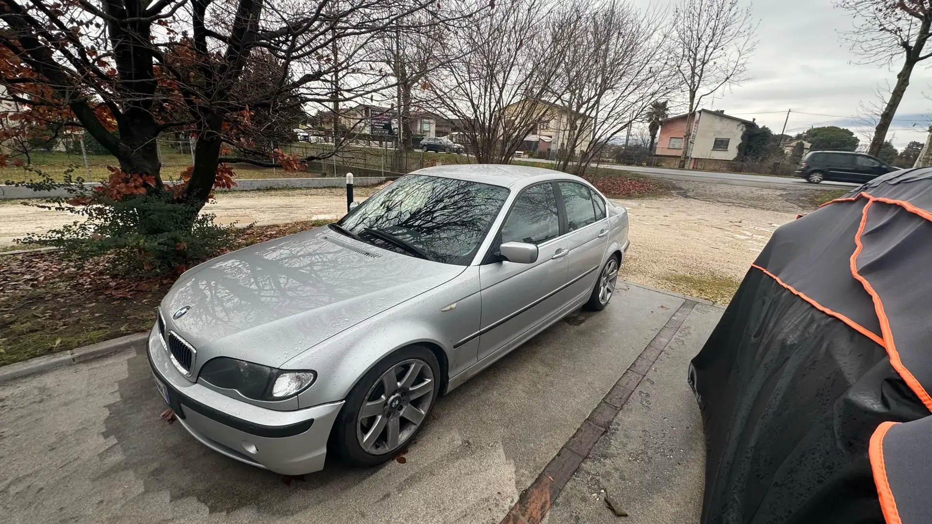 BMW 330 330d FL - 1