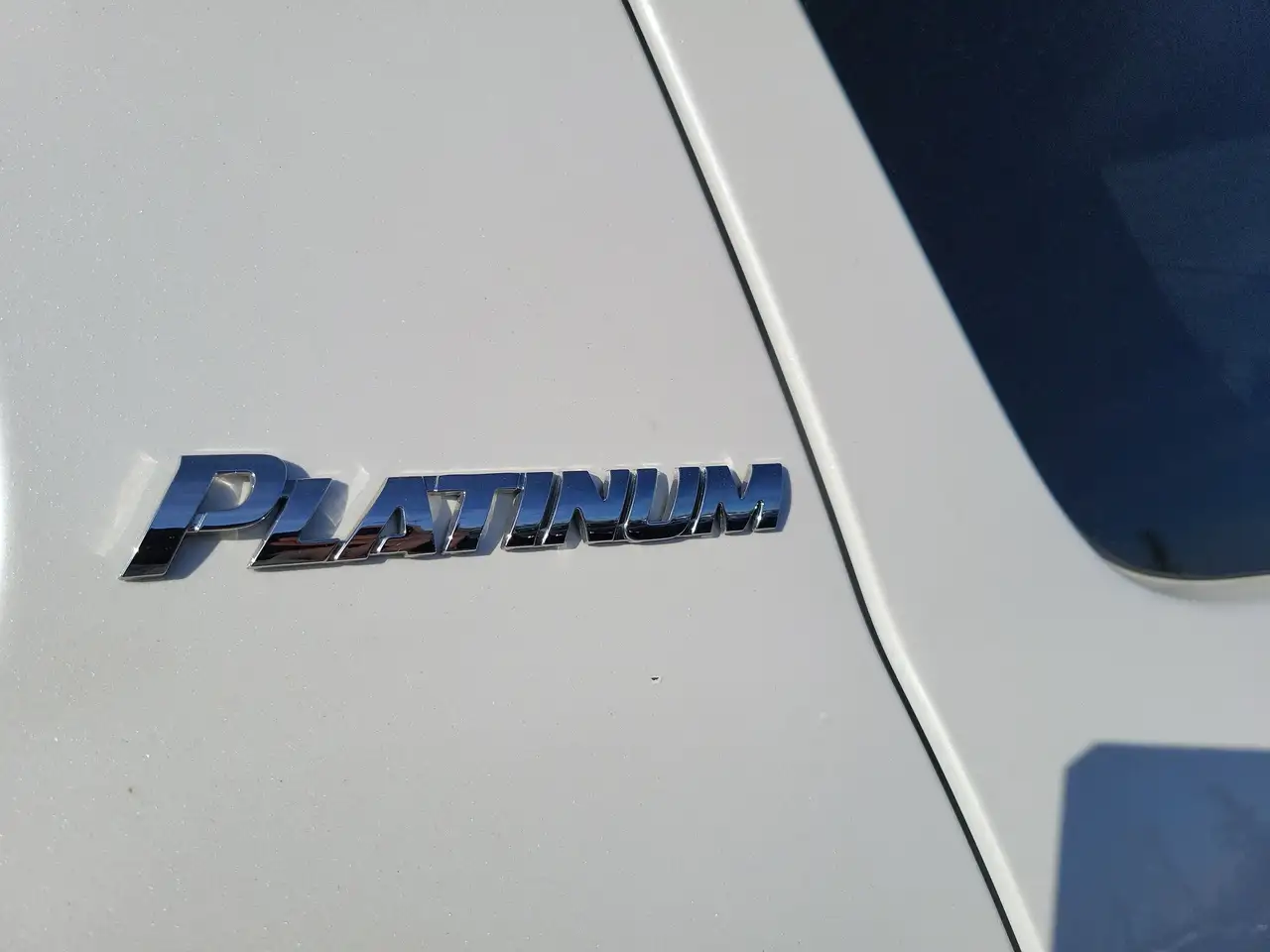 Toyota Sequoia снимка Toyota Sequoia