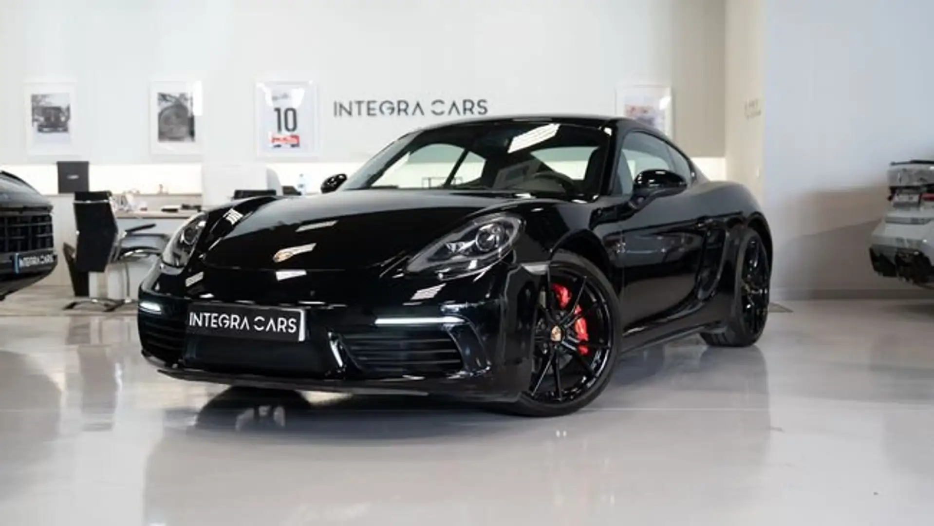 Porsche 718 Spyder Cayman GTS PDK Negro - 2