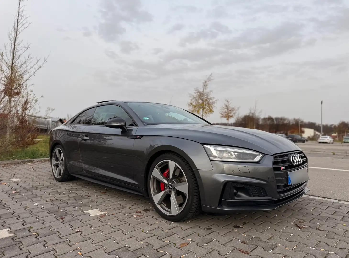 Audi S5 Coupé 3.0 TFSI Non-OPF Pano-B&O-Massage Grau - 1
