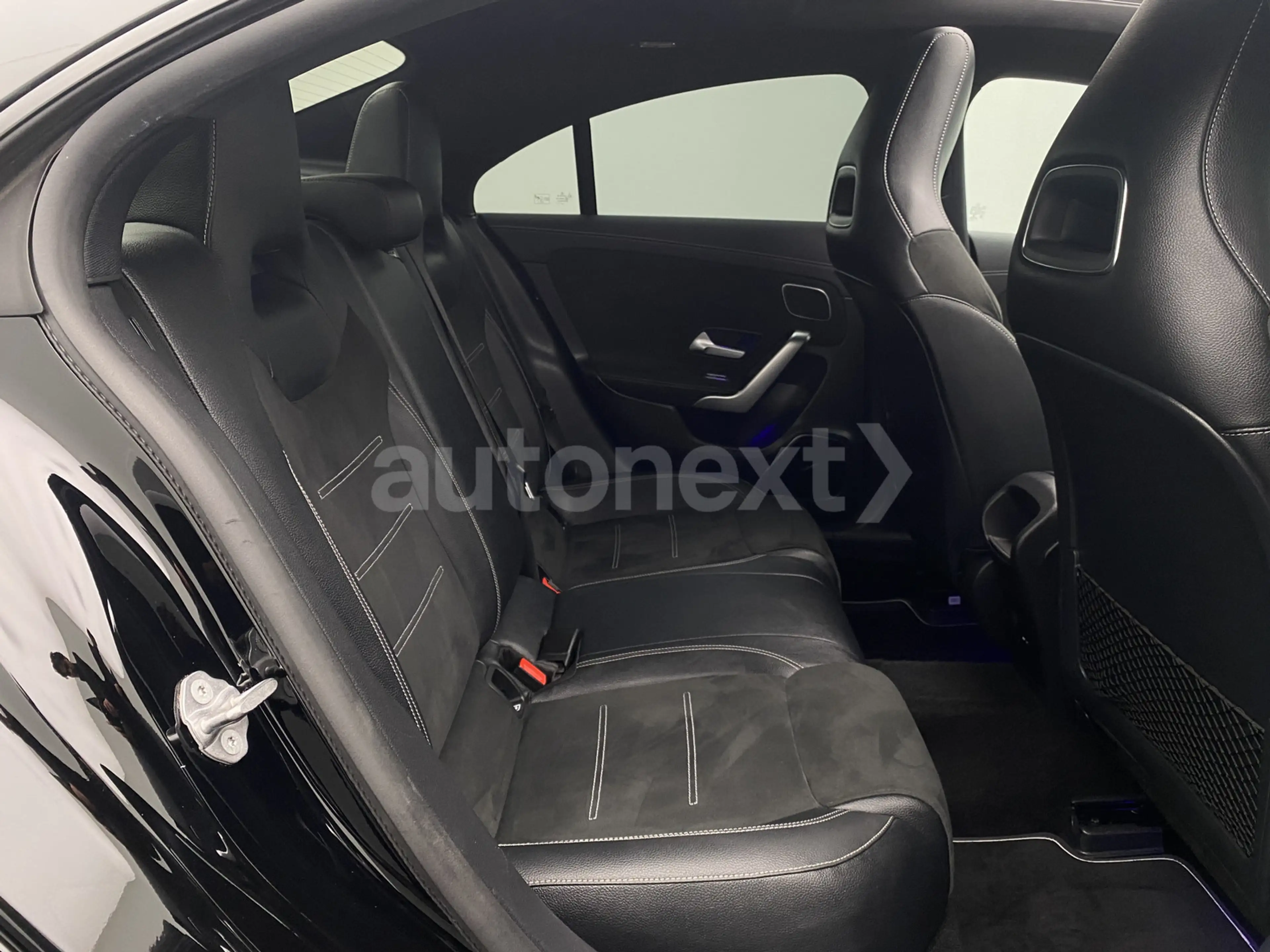 Mercedes-Benz CLA 250 e *2x AMG Line+Night* PANO+Edition 2020 (0496) — photo 15