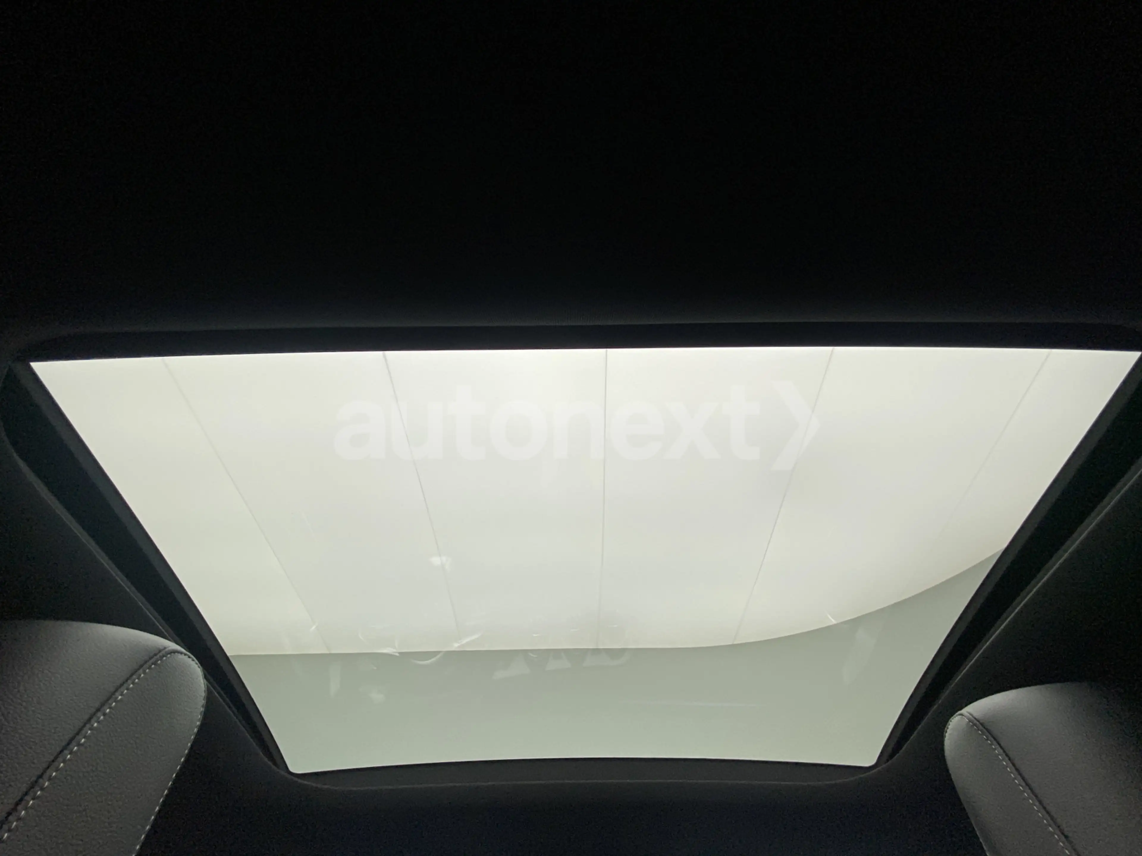 Mercedes-Benz CLA 250 e *2x AMG Line+Night* PANO+Edition 2020 (0496) — photo 14