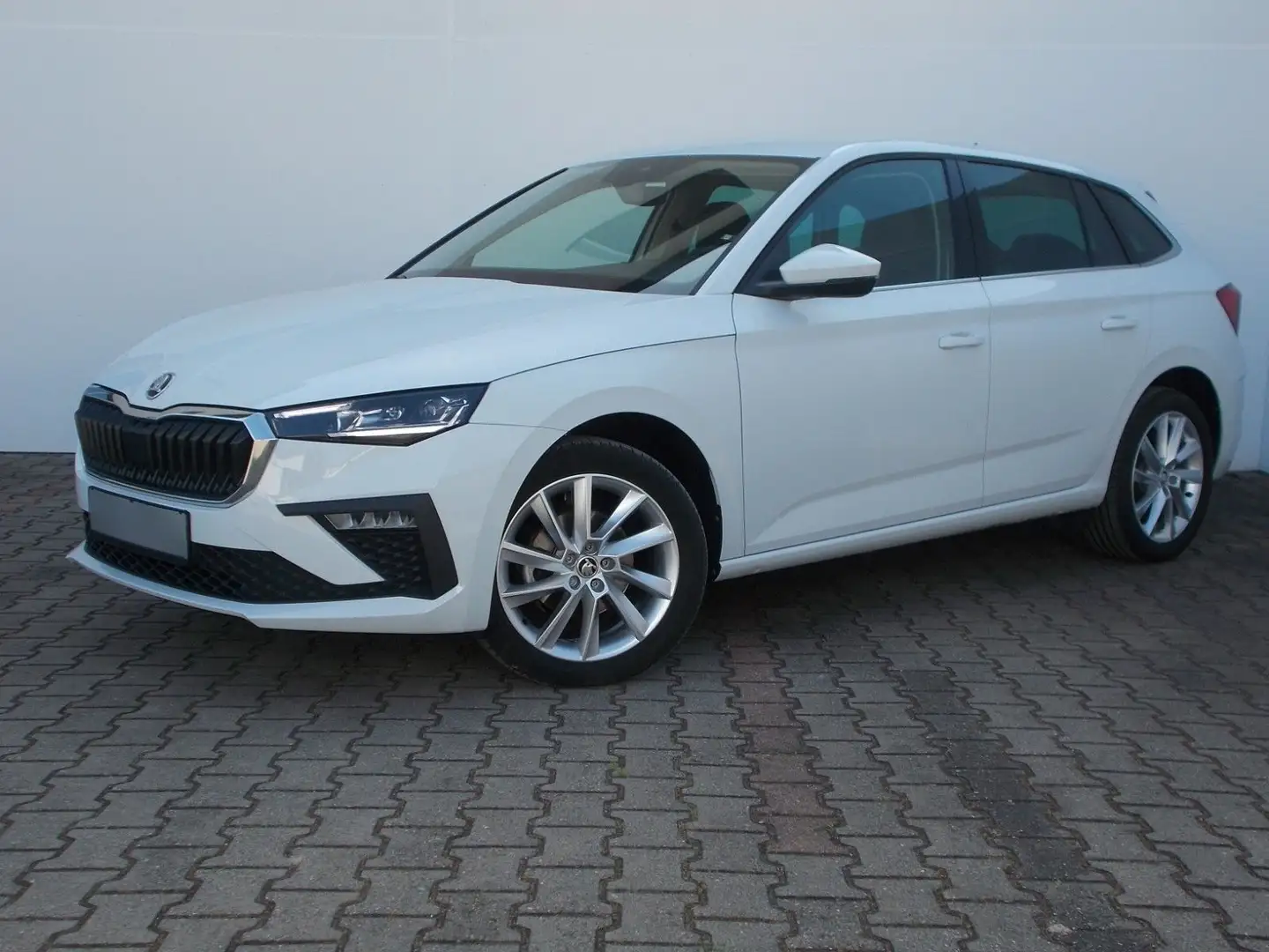 Skoda Scala Selection * DSG * LED * 5 J.Garantie !!! Weiß - 2