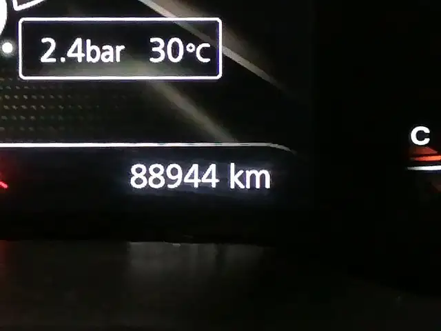 MG ZS view 27