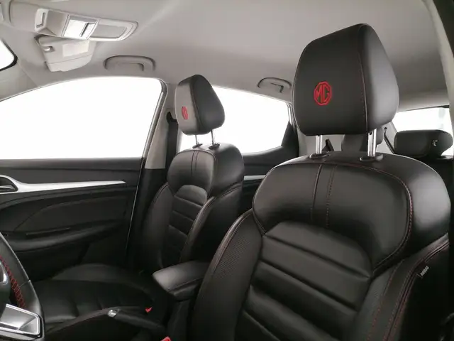 MG ZS view 12