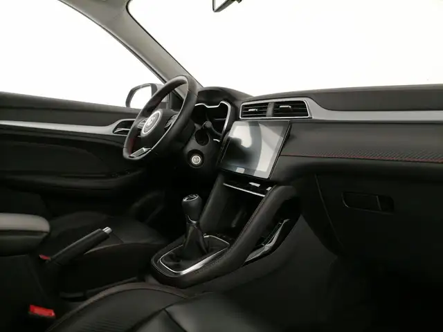 MG ZS view 7