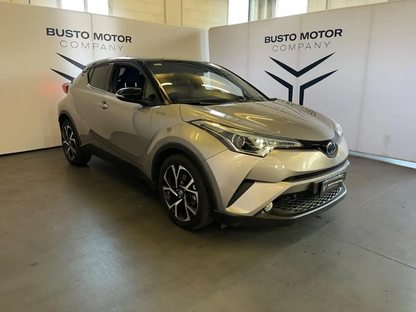 Toyota C-HR 1.8 Hybrid 122 CV Auto Style Argento - 1