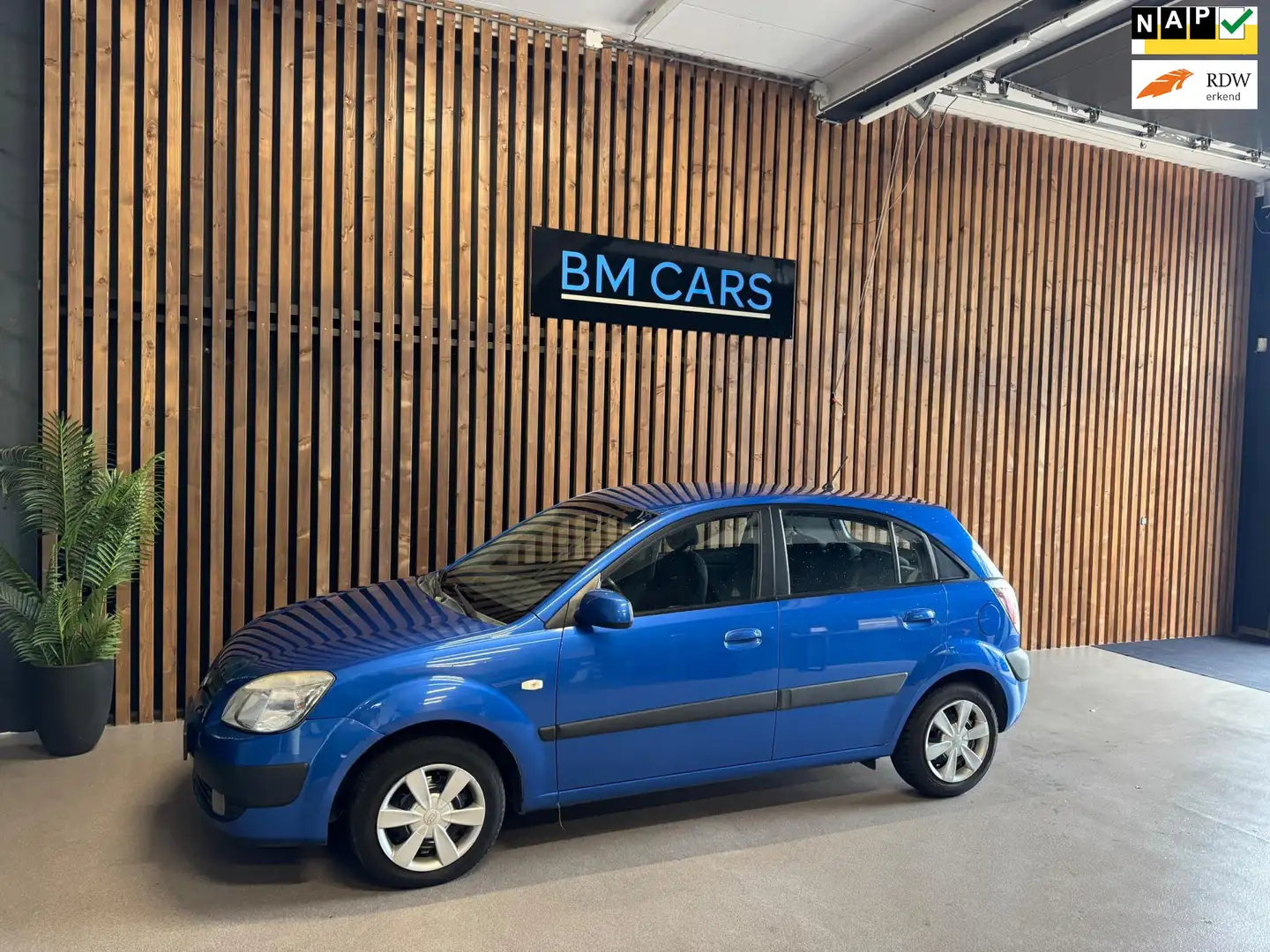 Kia Rio 1.4 LXE Bleu - 1