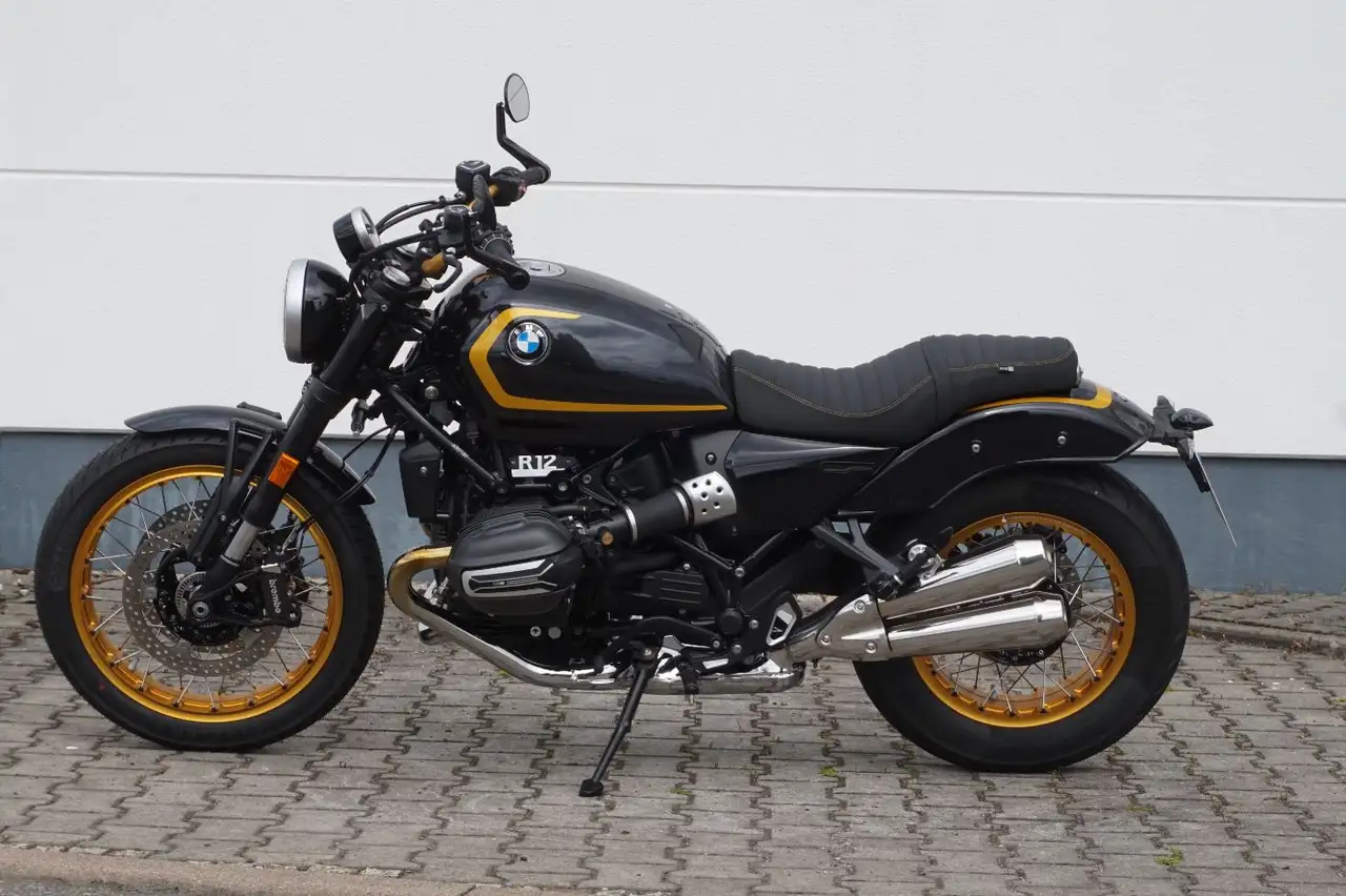 BMW R 12