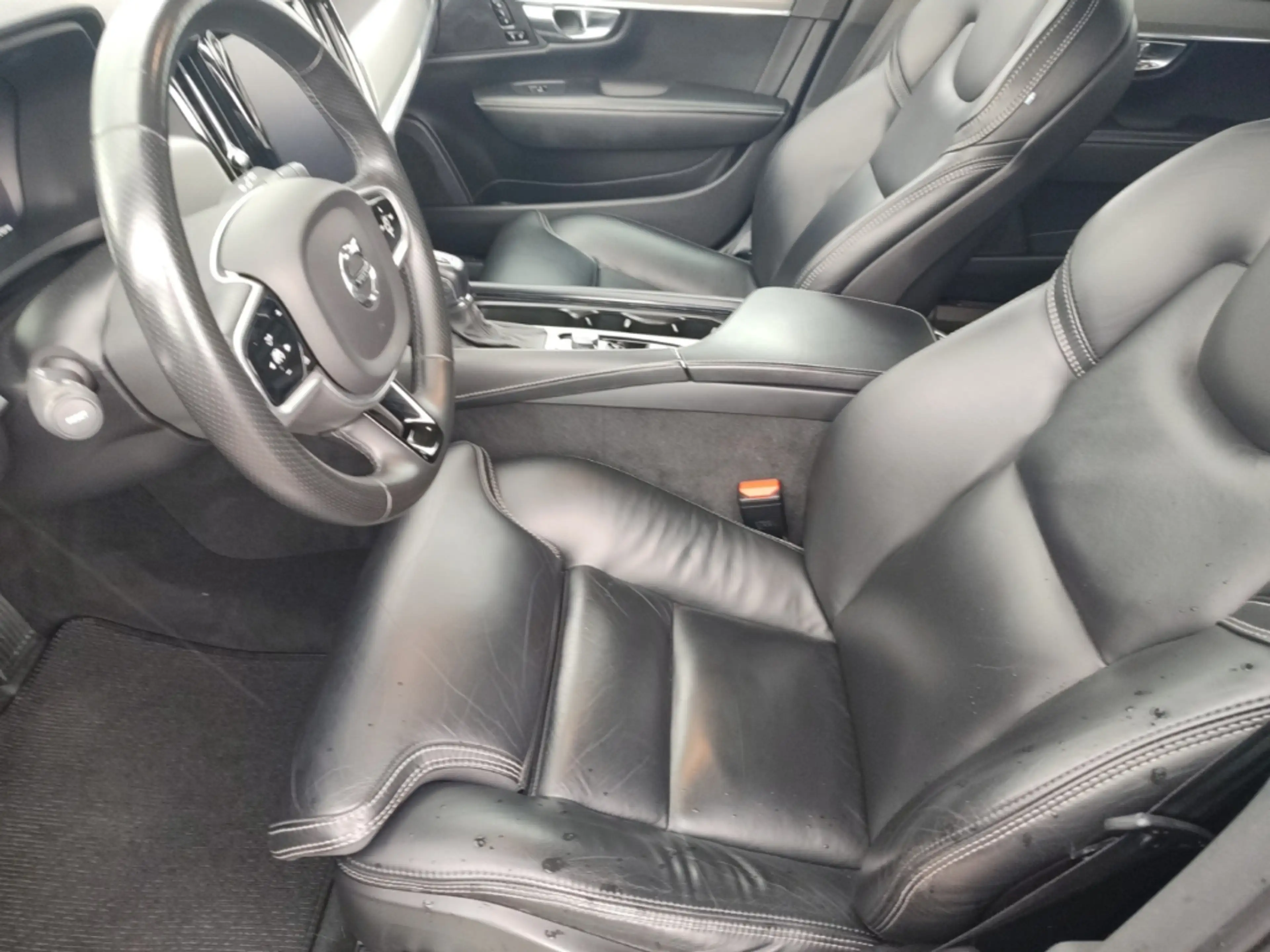 Volvo V90 Cross Country AWD D5 LEDER NAVI AHK AUTOM SHZ FSH — photo 8
