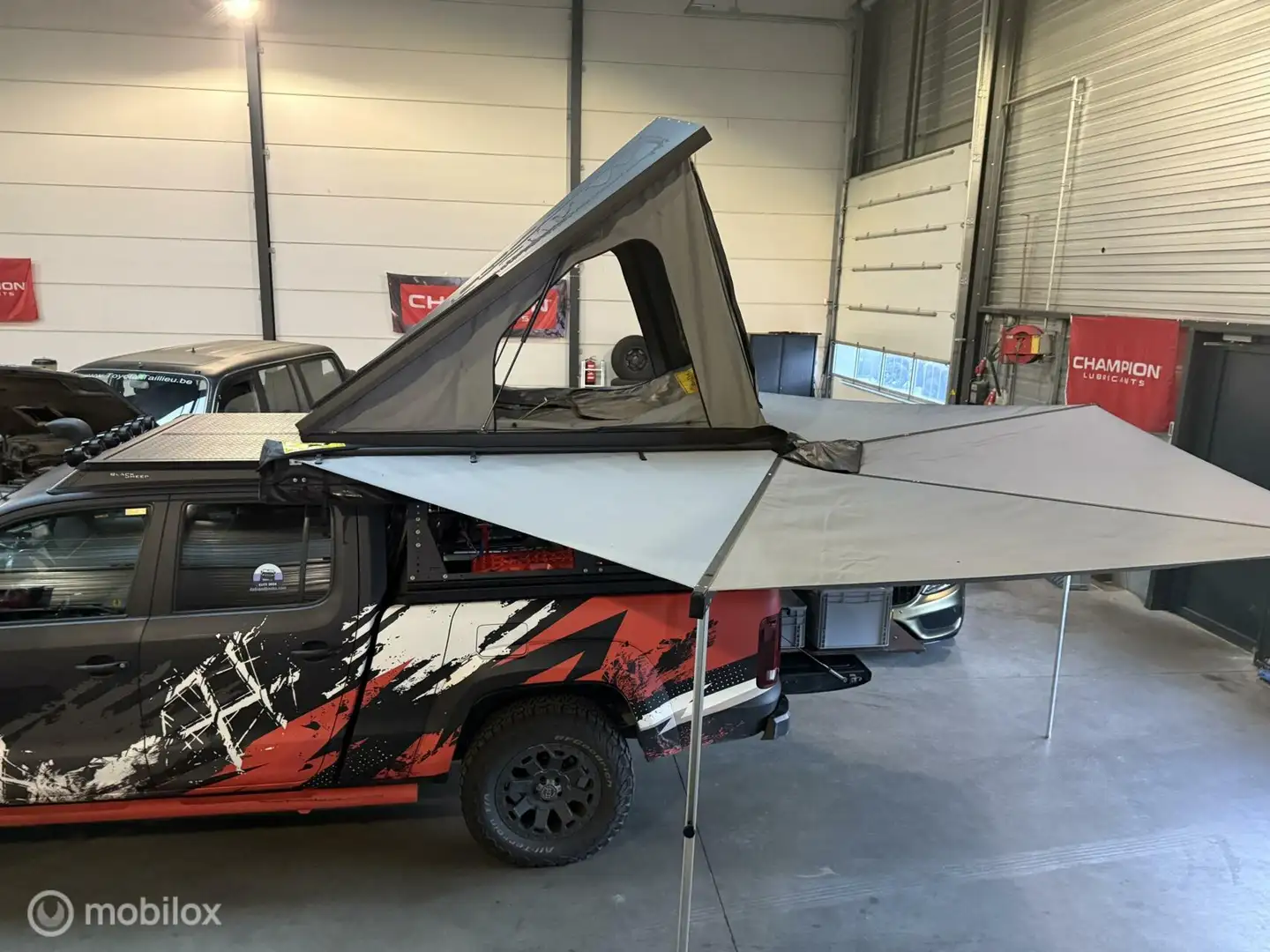 Volkswagen Amarok V6 5p, Offroad 4x4, Overland, camper Zwart - 2