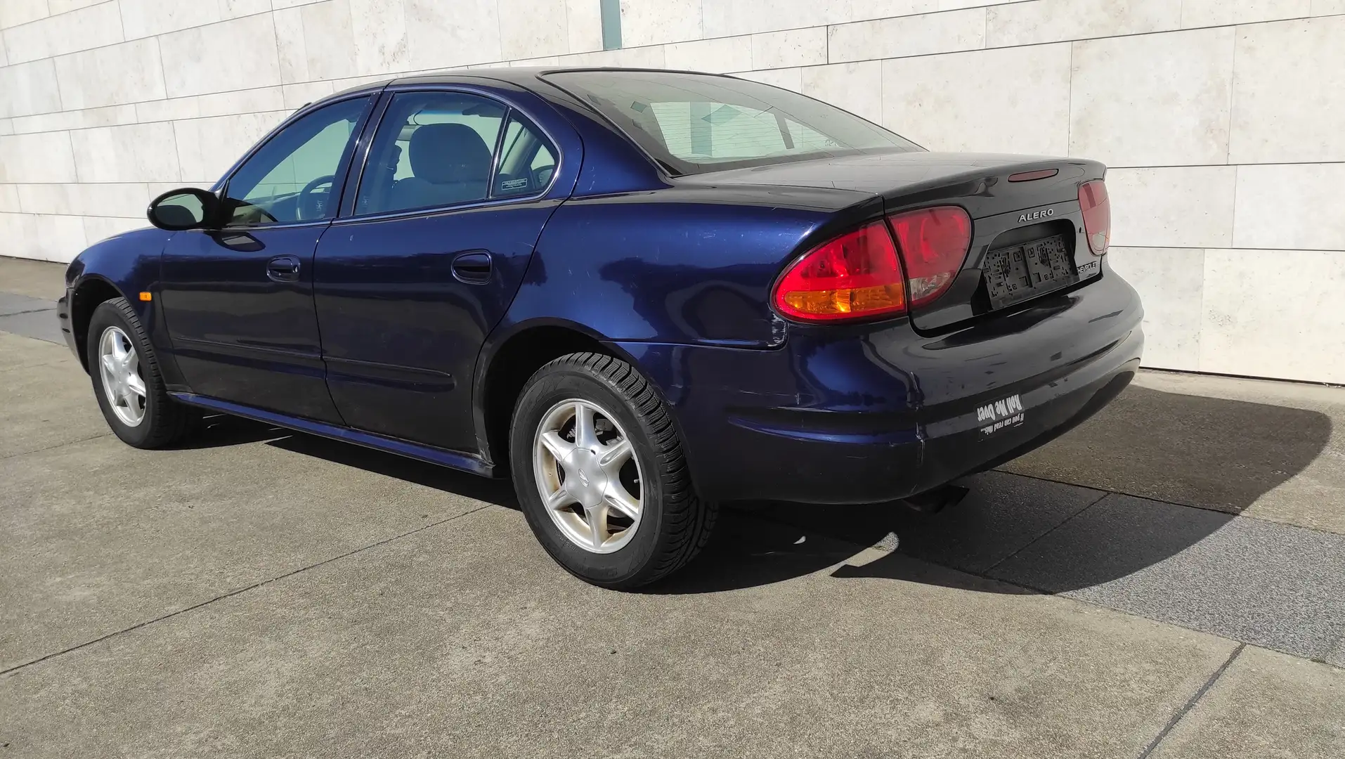 Chevrolet Alero Alero 2,4 SA-Paket Aut. Blau - 2