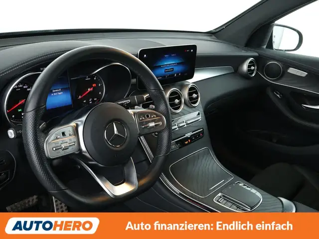 Mercedes-Benz GLC view 11