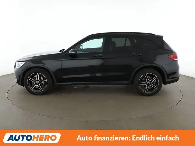 Mercedes-Benz GLC view 3