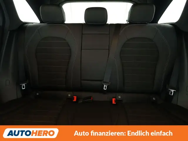 Mercedes-Benz GLC view 16