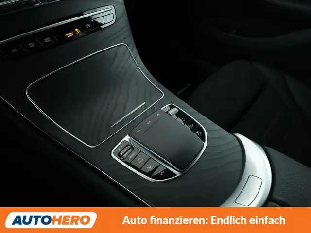 Mercedes-Benz GLC view 24