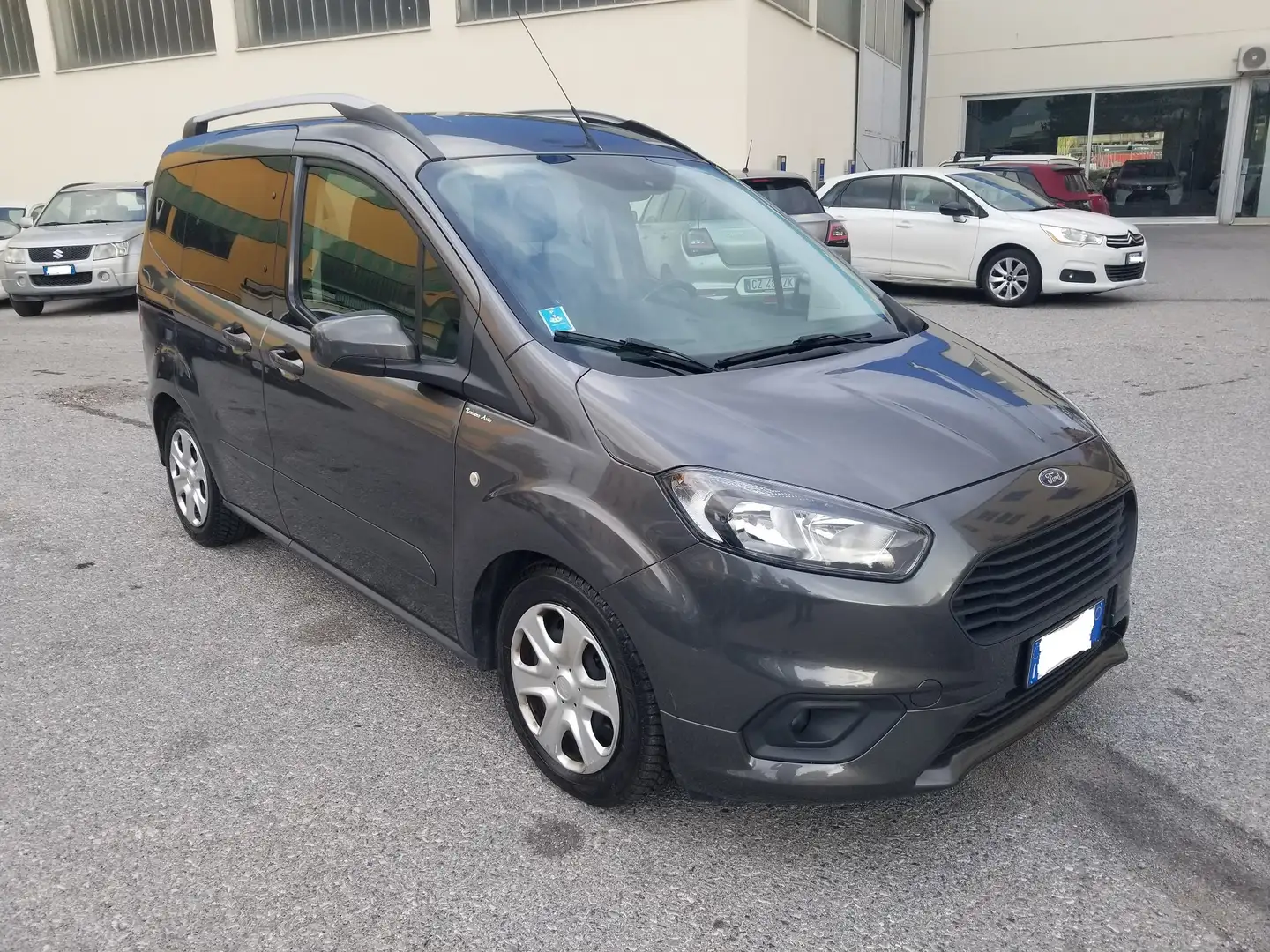 Ford Tourneo Connect Grigio - 1