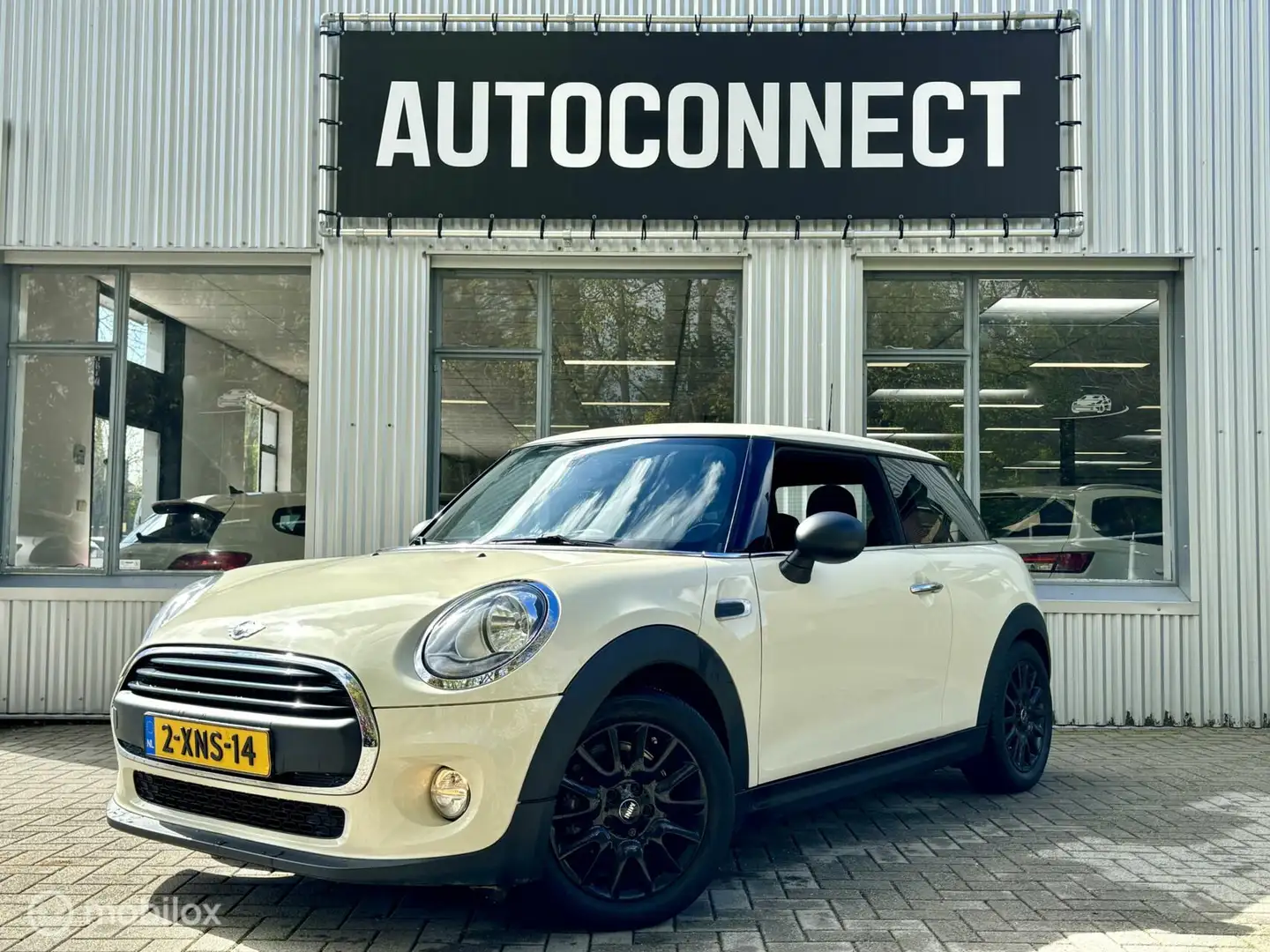 MINI One Mini 1.2 Business, NAVI, PANO DAK, CRUISE, PDC Wit - 1