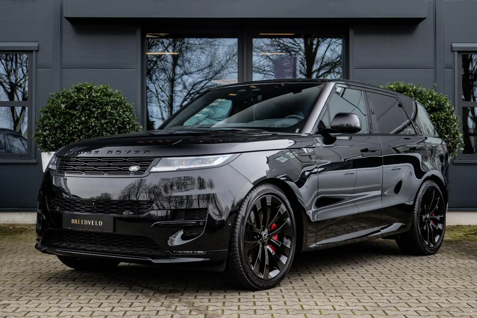 Land Rover Range Rover Sport 4.4 P530 First Edition Schwarz - 1